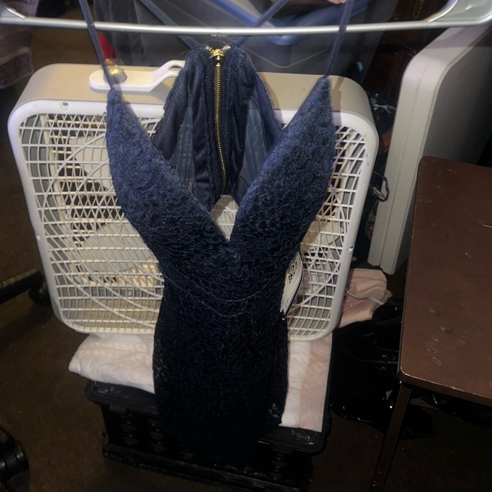 Woman’s dress size xs